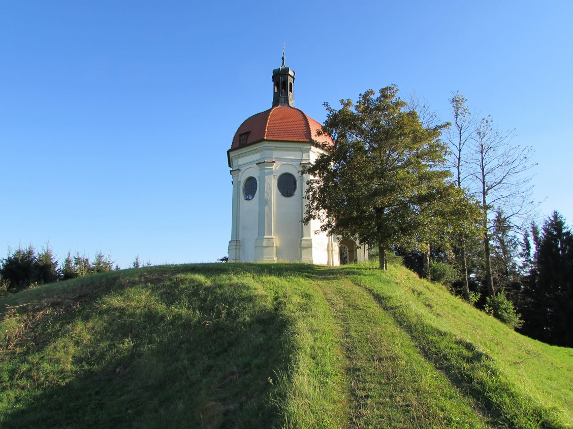 Die Buschelkapelle auf dem Buschelberg